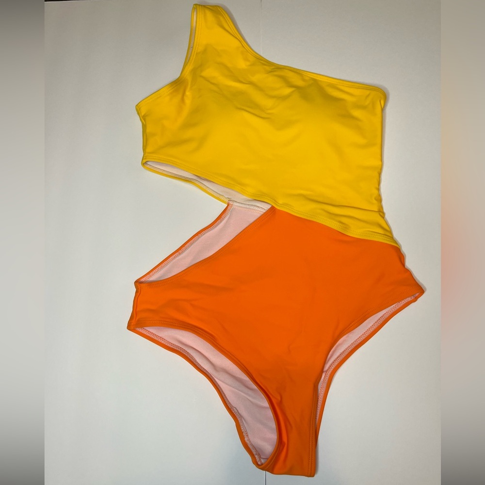 New Yellow & Orange Bathing Suit. Medium. Never worn, but doesn’t have tags